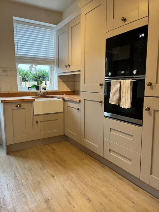 Wellington Cottage Ilkley Exterior foto